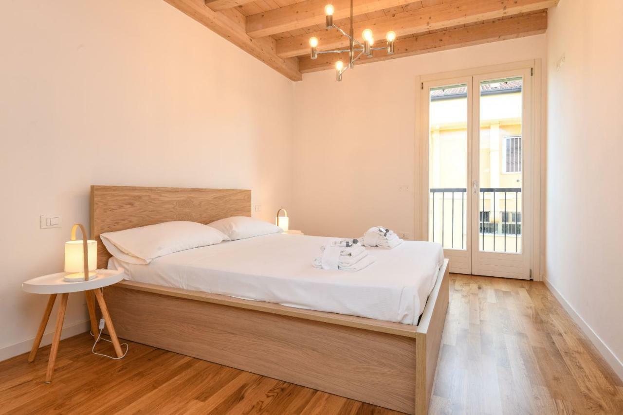 My Peschiera Family Home Deluxe Peschiera del Garda Exterior photo